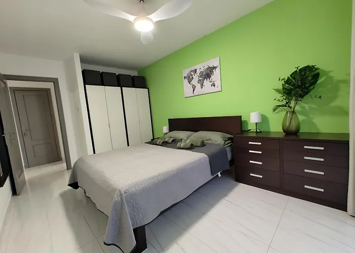 Апартаменты Ocean Retreat With Terrace And Tennis