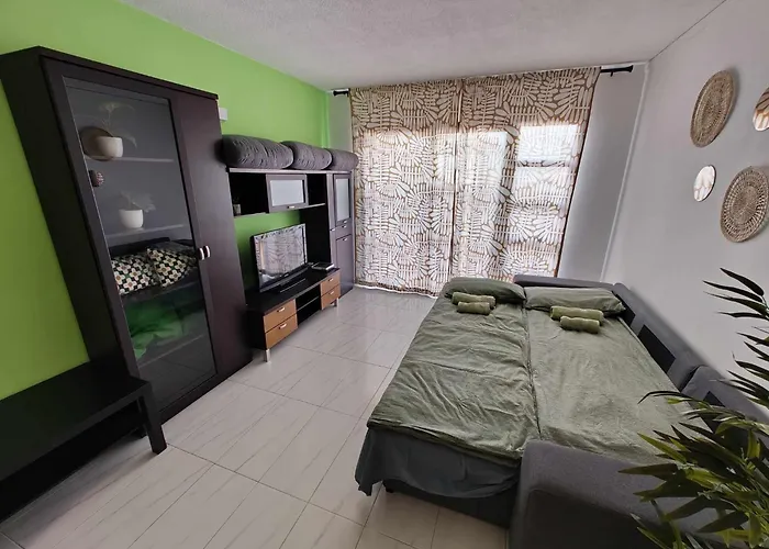 Ocean Retreat With Terrace And Tennis Apartman *