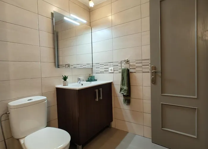 Ocean Retreat With Terrace And Tennis Apartman